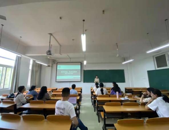 说明: 0573fe5c9c1a8018b2b4f78cbbede67