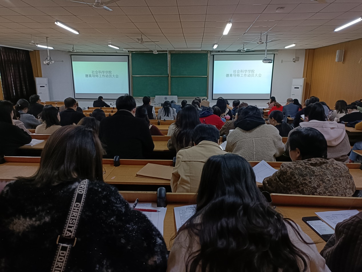 说明: C:\Users\hp\AppData\Local\Temp\WeChat Files\cd2d99bf2e63e2898e21d7e15e7a0d4.jpg