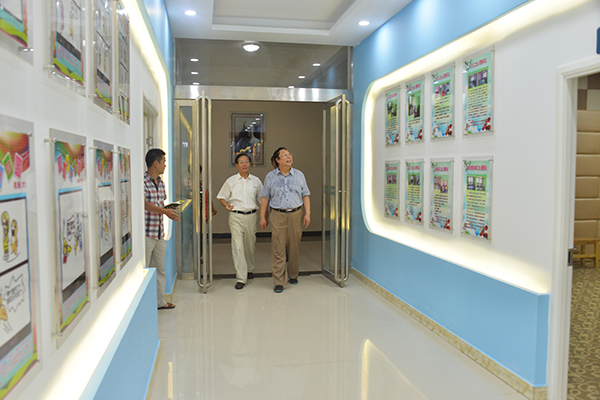 河南大学常务副校长赵国祥莅临我院指导