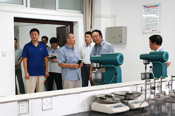 河南大学常务副校长赵国祥莅临我院指导