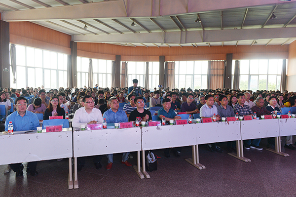 学校第四届大学生创新创业大赛精彩呈现