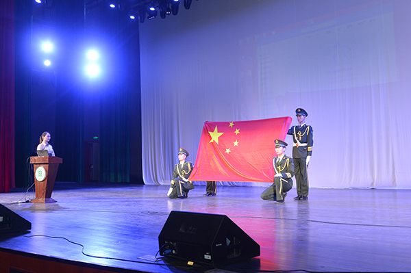 省“党的创新理论万场宣讲进高校”宣讲报告会在我校举行