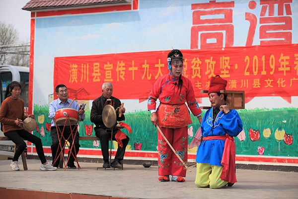 我校地方民俗文化研究中心走访非遗代表性传承人