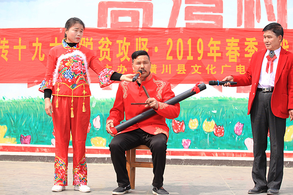 我校地方民俗文化研究中心走访非遗代表性传承人